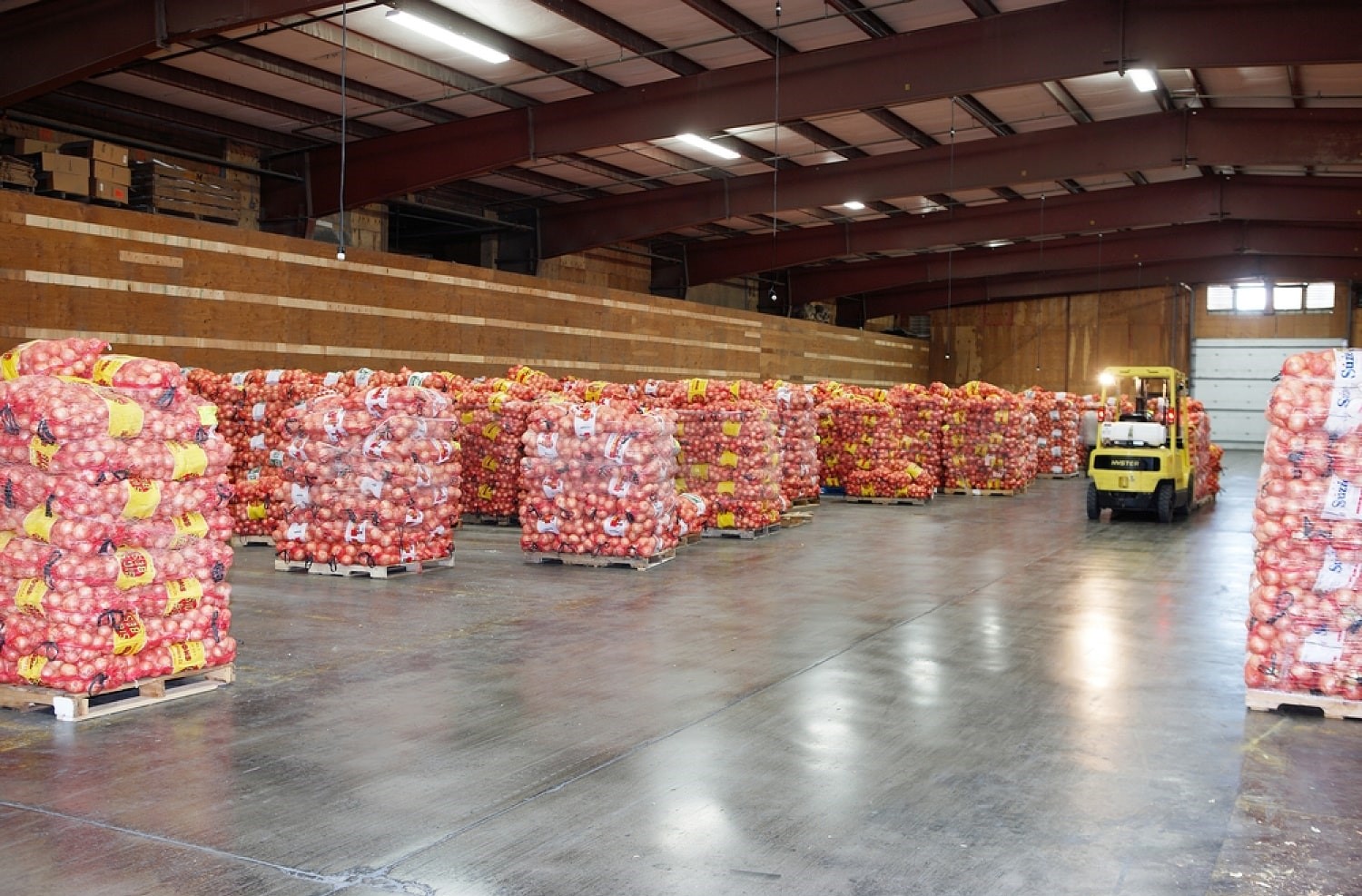 How to Find a Produce Wholesale Company?